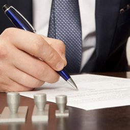 Sudski tumač za engleski i njemački jezik